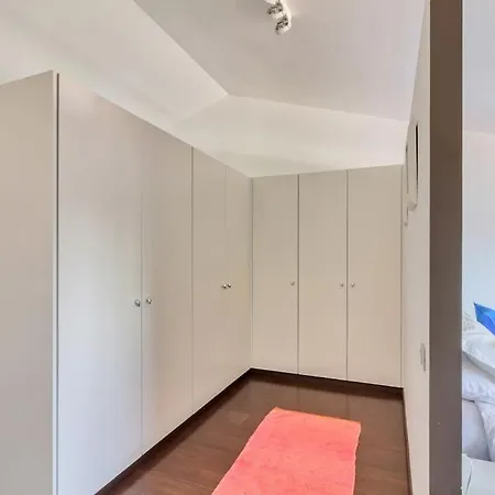Sunny House *