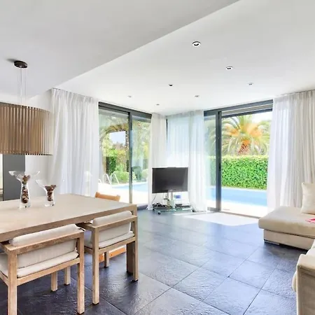 Villa Sunny House